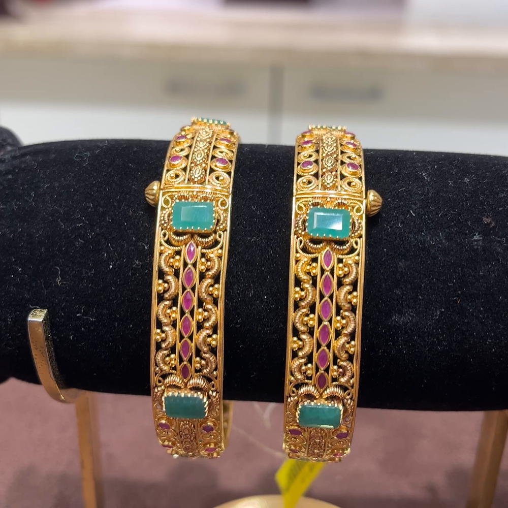 SwarnaKanchi 41.06gms BANGLES 22K Yellow Gold