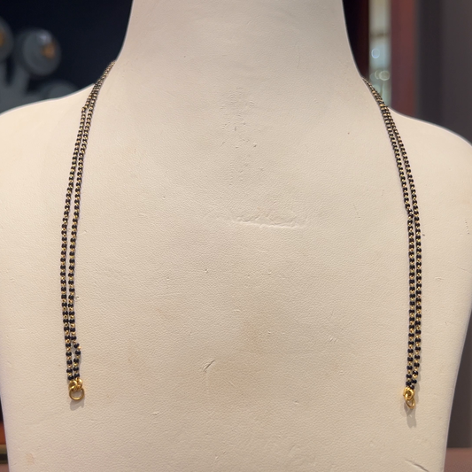 Anu Jewellers 4.825gms SHORT BLACK BEADS 22K Yellow Gold