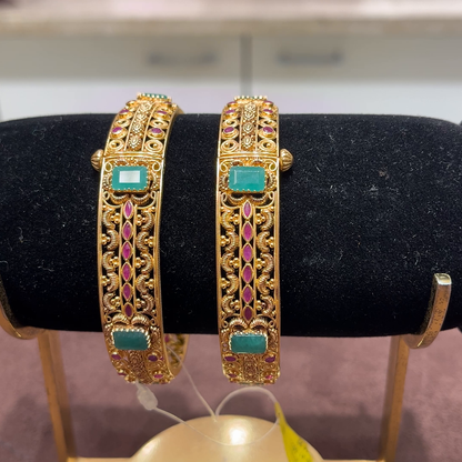 SwarnaKanchi 41.06gms BANGLES 22K Yellow Gold