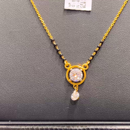 SOUTH INDIA 4.746gms SHORT BLACK BEADS 22K Yellow Gold