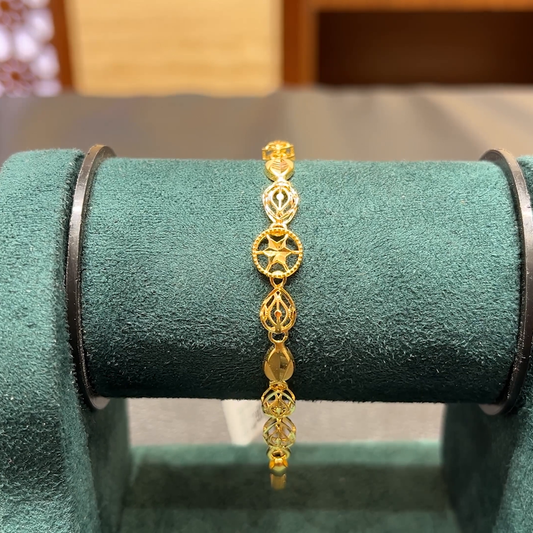 Chennai Shopping Mall 4.65gms Bracelets 22K Yellow Gold
