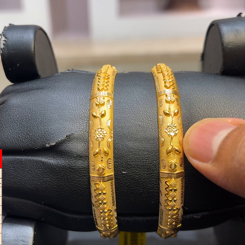 SwarnaKanchi 22.491gms BANGLES 22K Yellow Gold