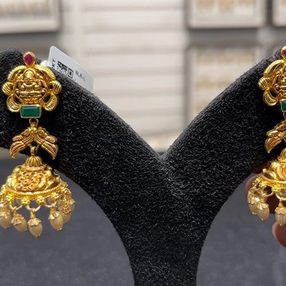 SOUTH INDIA 9.88gms EARRINGS 22K Yellow Gold