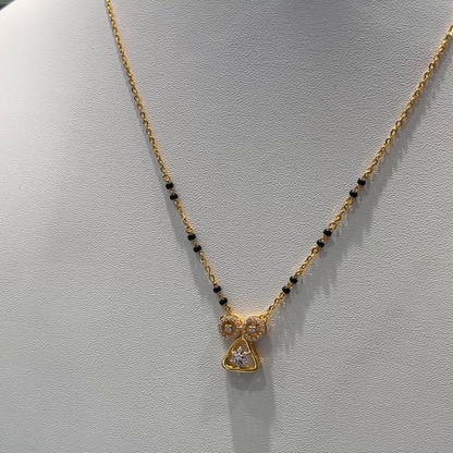 Anu Jewellers 5.46gms SHORT BLACK BEADS 22K Yellow Gold