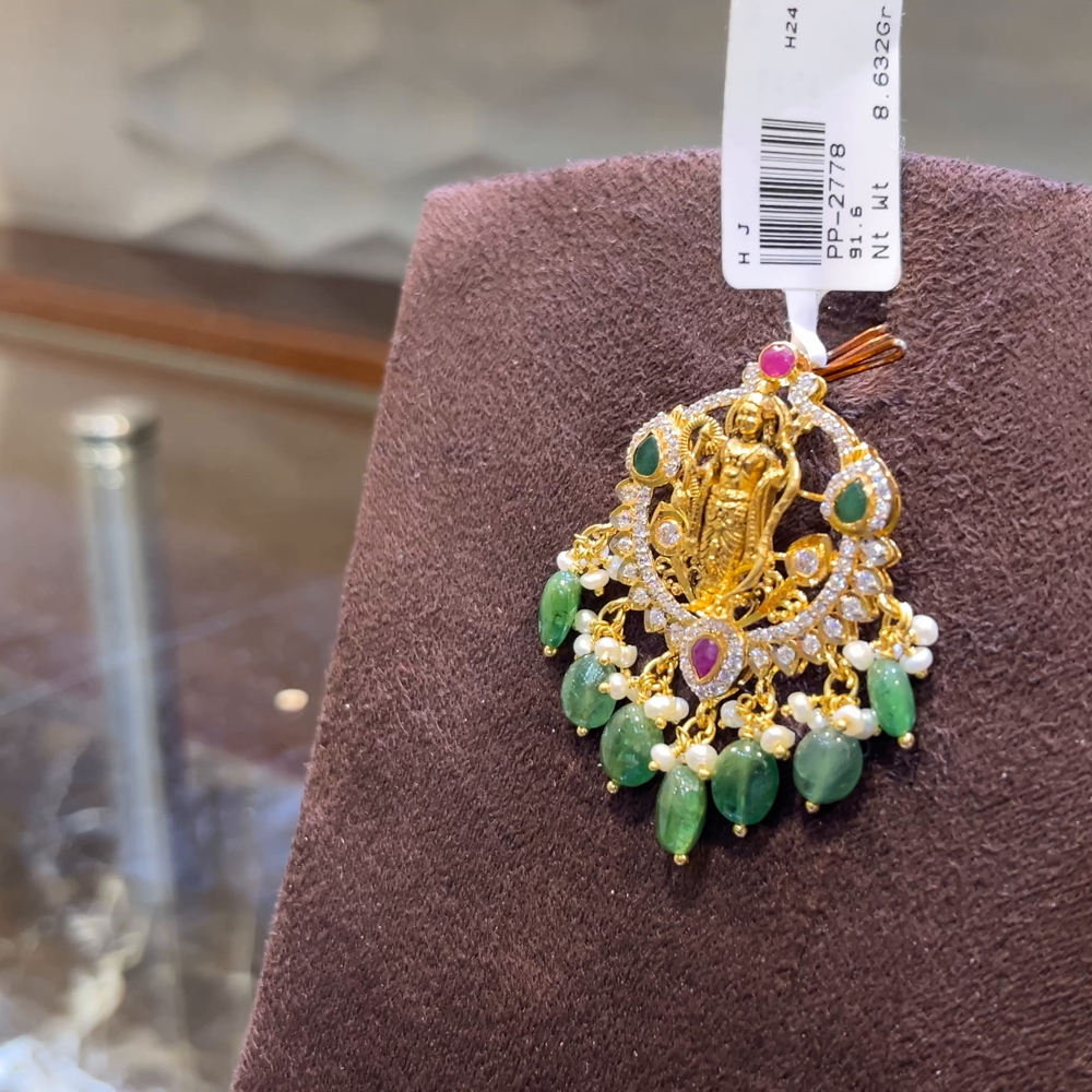 SRI RAM 8.632gms Pendent 22K Nakshi