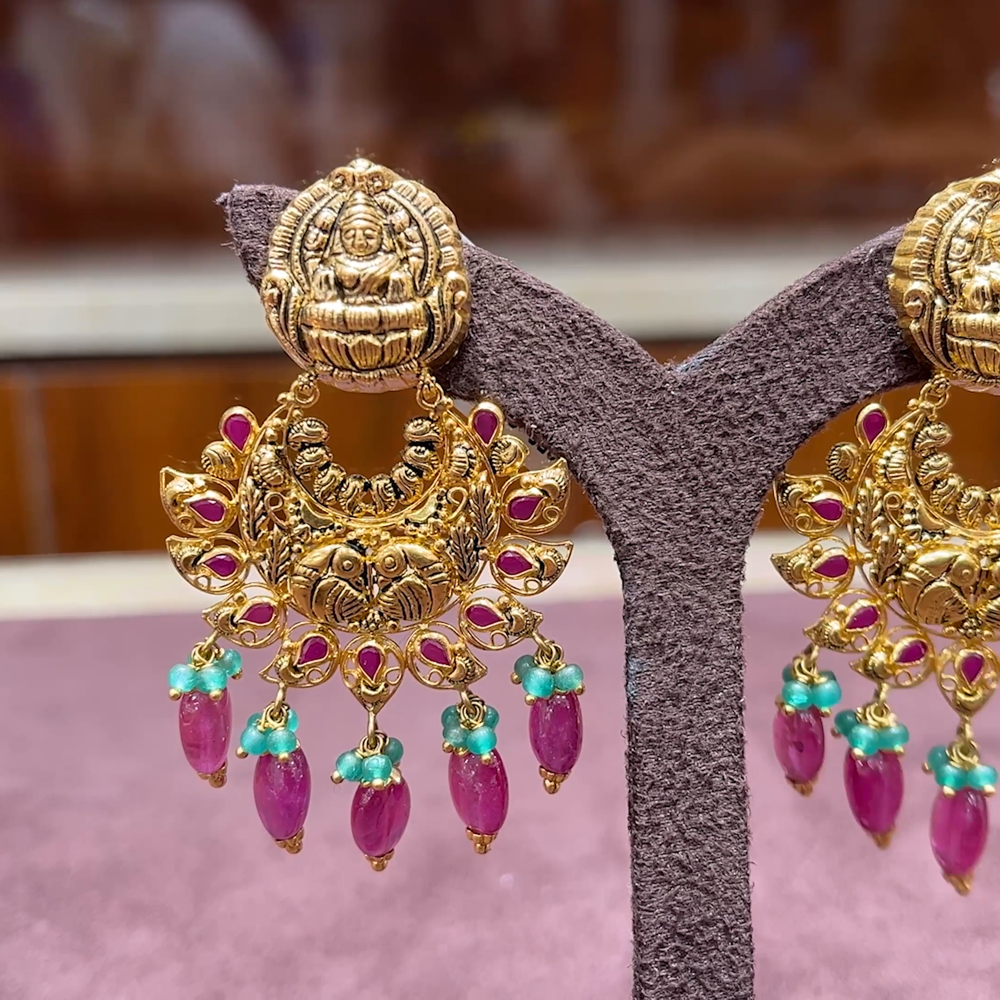 MUKUNDA JEWELLERS 17.87gms EARRINGS 22K Antique