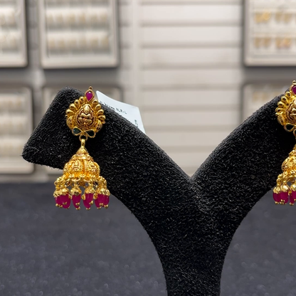 SOUTH INDIA 9.386gms EARRINGS 22K Yellow Gold