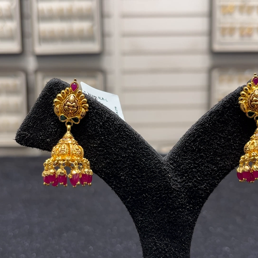 SOUTH INDIA 9.386gms EARRINGS 22K Yellow Gold