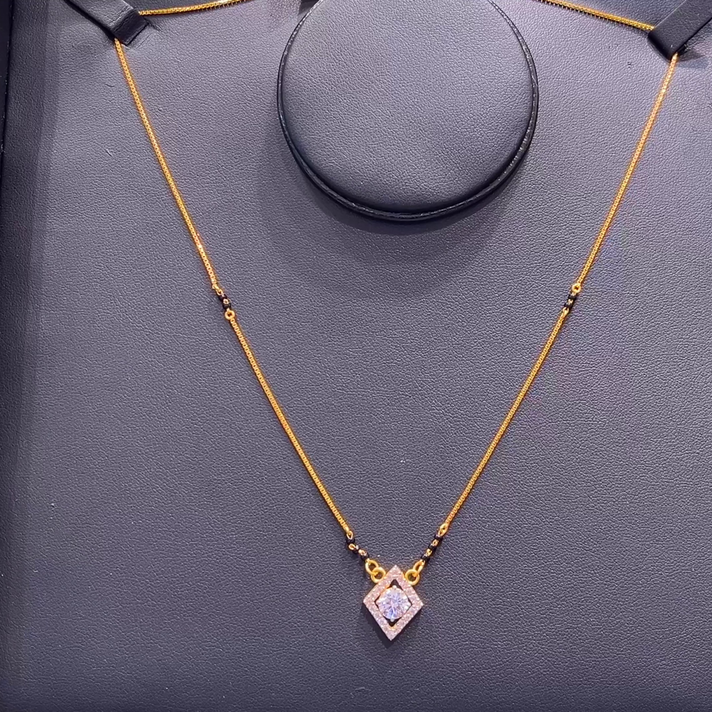 SOUTH INDIA 4.656gms SHORT BLACK BEADS 22K Yellow Gold