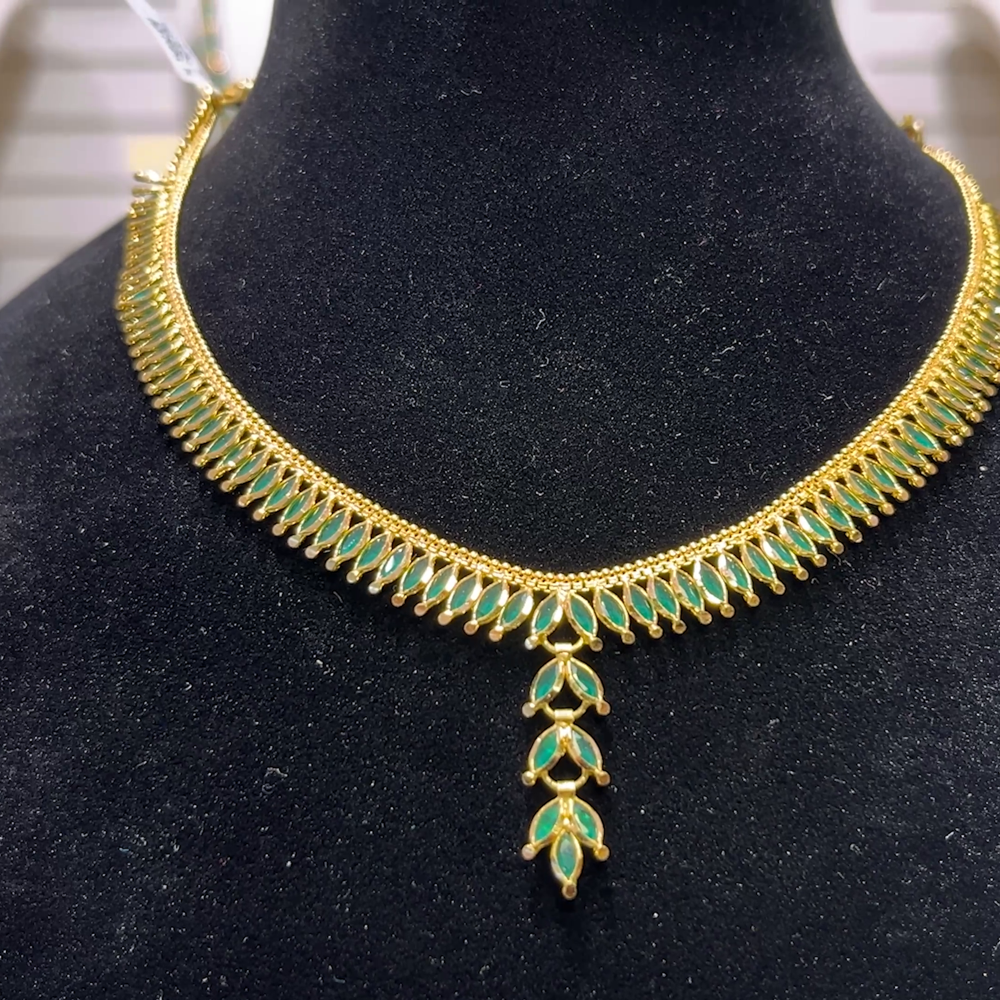 SOUTH INDIA 12.359gms NECKLACE 22K Yellow Gold