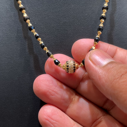 CMR 6.714gms SHORT BLACK BEADS 22K Yellow Gold