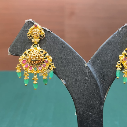 CMR 7.765gms EARRINGS 22K Yellow Gold