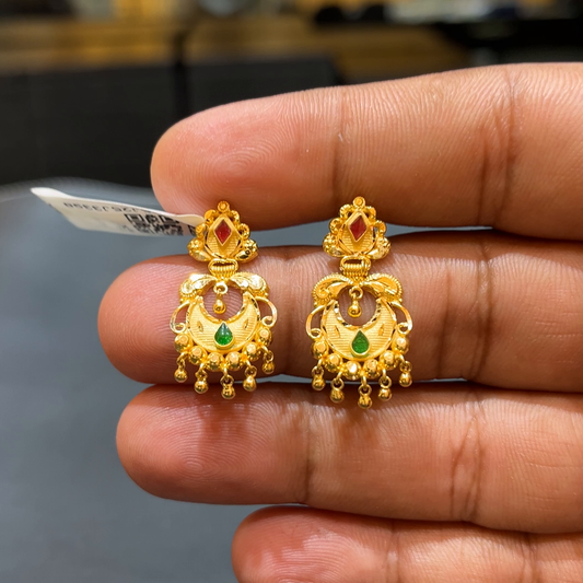 SOUTH INDIA 3.952gms EARRINGS 22K Yellow Gold