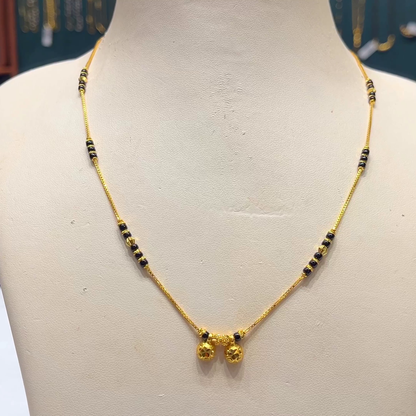 CMR 5.496gms SHORT BLACK BEADS 22K Yellow Gold