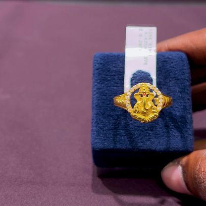 CMR 4.379gms Ring 22K Yellow Gold