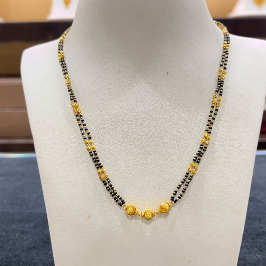 CHANDANA Brothers 9.33gms SHORT BLACK BEADS 22K Yellow Gold