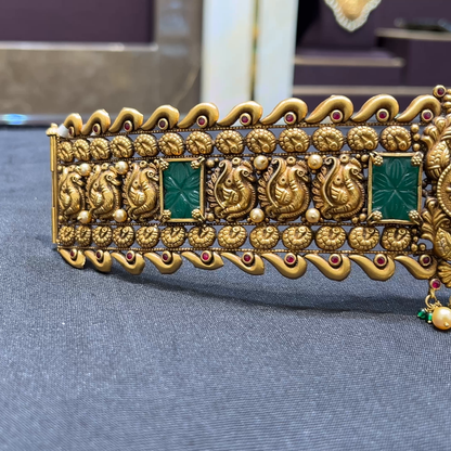 CMR 119.707gms VADDANAM 22K Nakshi