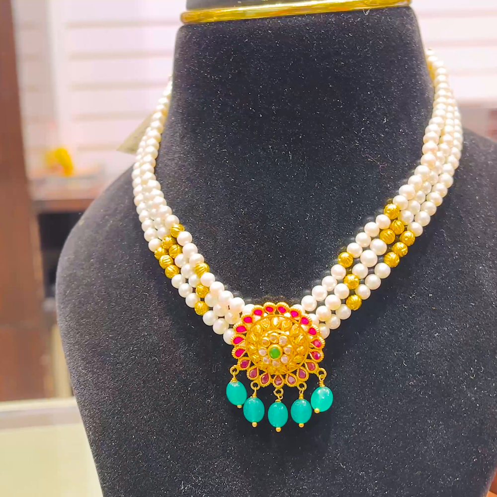 SOUTH INDIA 4.14gms NECKLACE 22K Yellow Gold