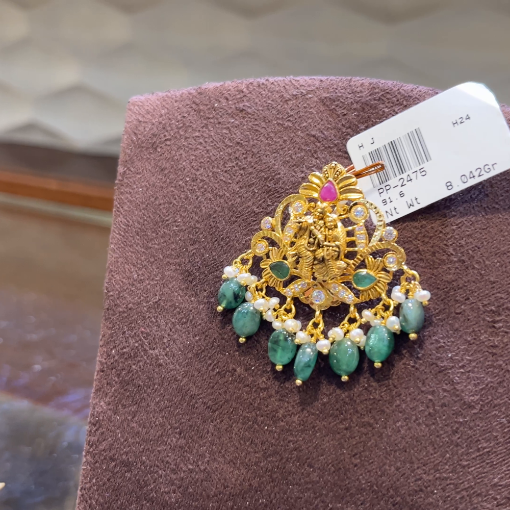 SRI RAM 8.042gms Pendent 22K Nakshi