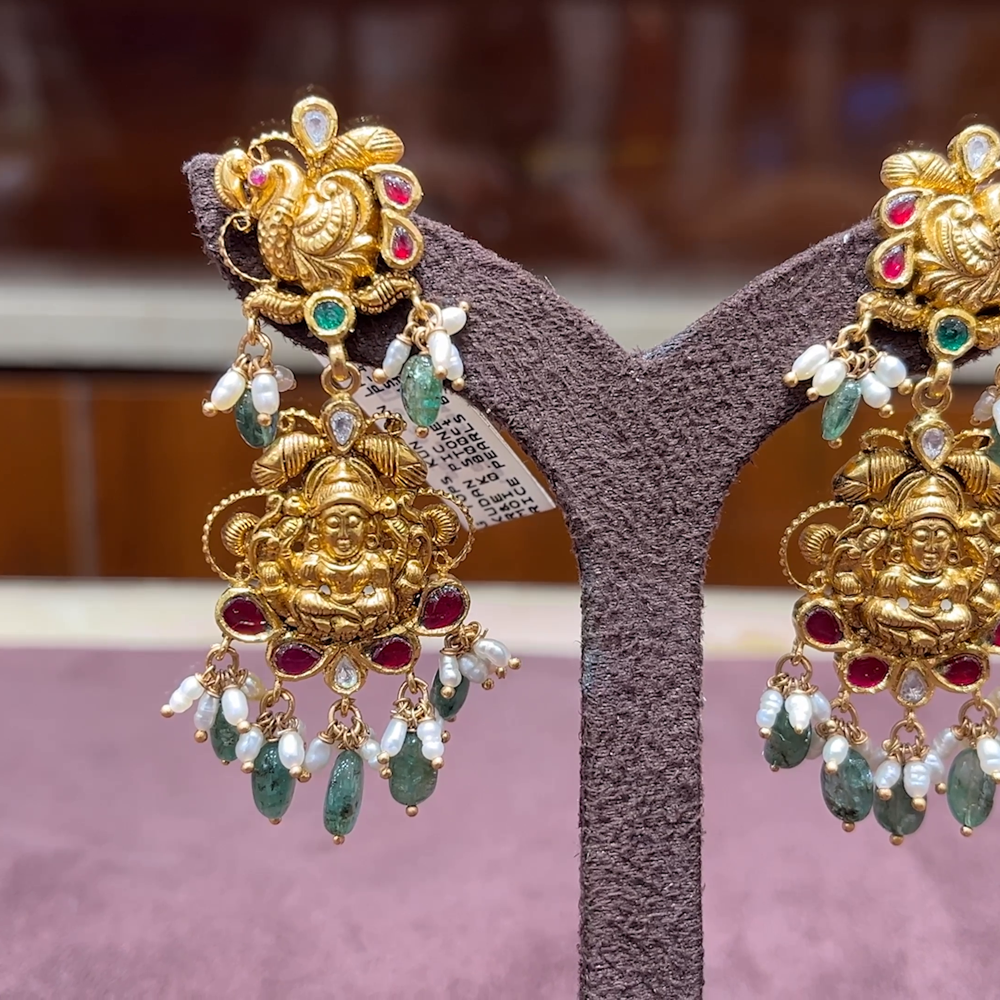 MUKUNDA JEWELLERS 14.74gms EARRINGS 22K Antique