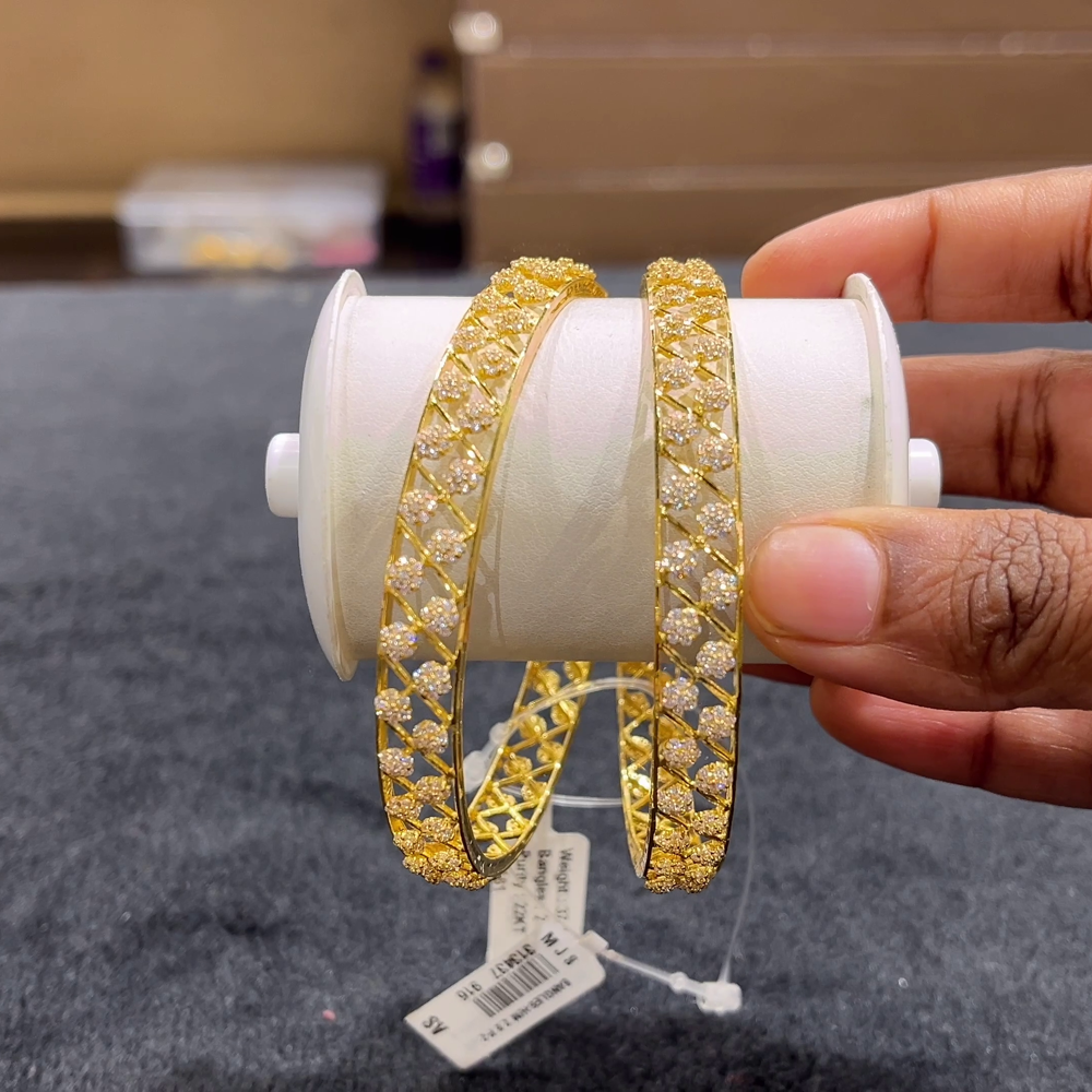 CHANDANA Brothers 34.93gms BANGLES 22K Yellow Gold