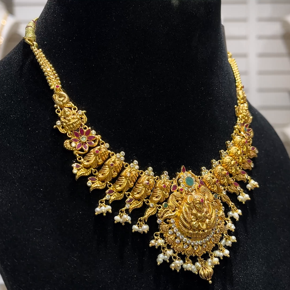 SOUTH INDIA 26.79gms NECKLACE 22K Yellow Gold