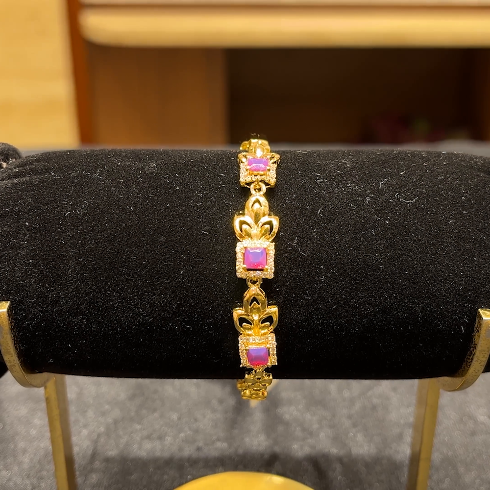 Chennai Shopping Mall 7.872gms Bracelets 22K Yellow Gold