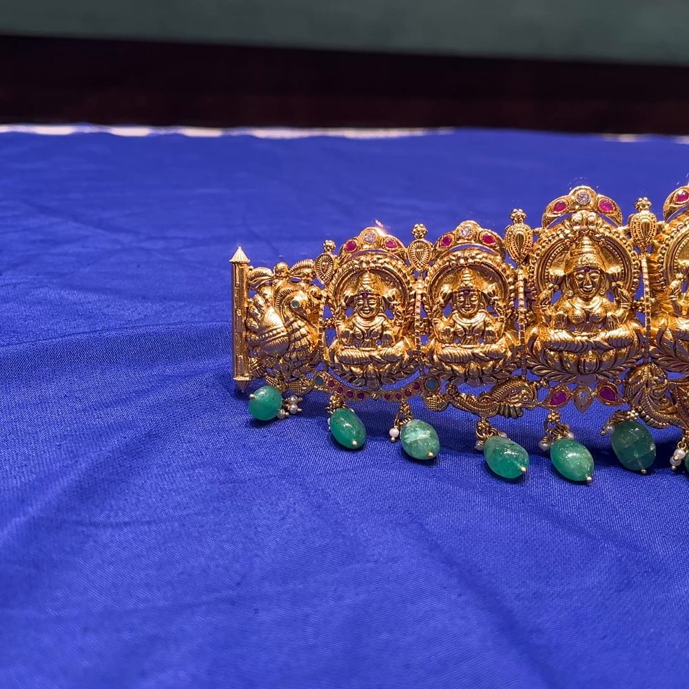 CMR 86.496gms VADDANAM 22K Nakshi