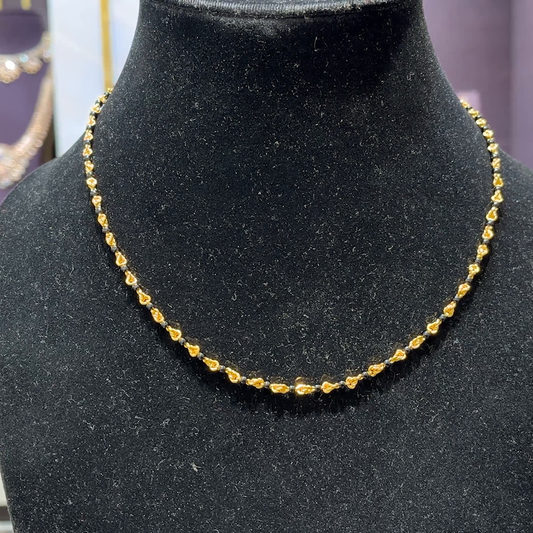 CMR 11.98gms SHORT BLACK BEADS 22K Yellow Gold