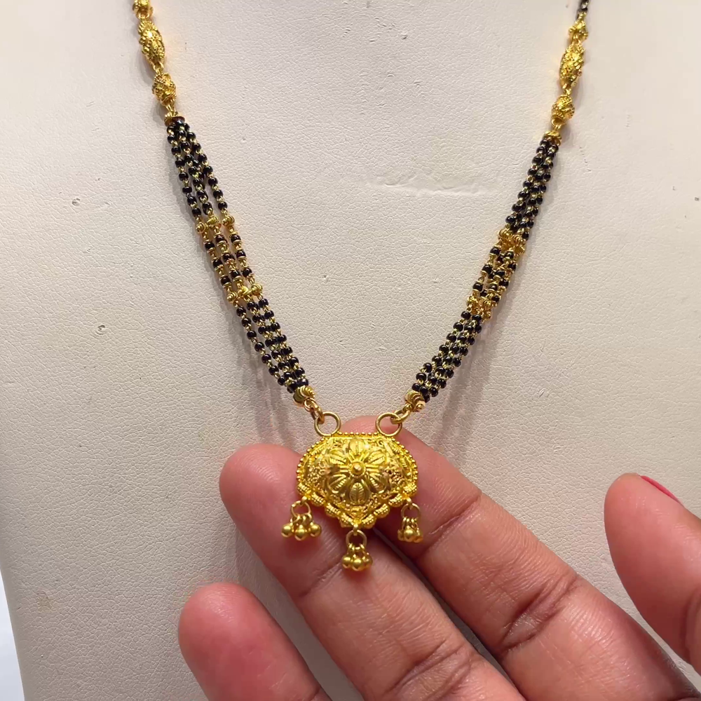 CMR 11.348gms SHORT BLACK BEADS 22K Yellow Gold