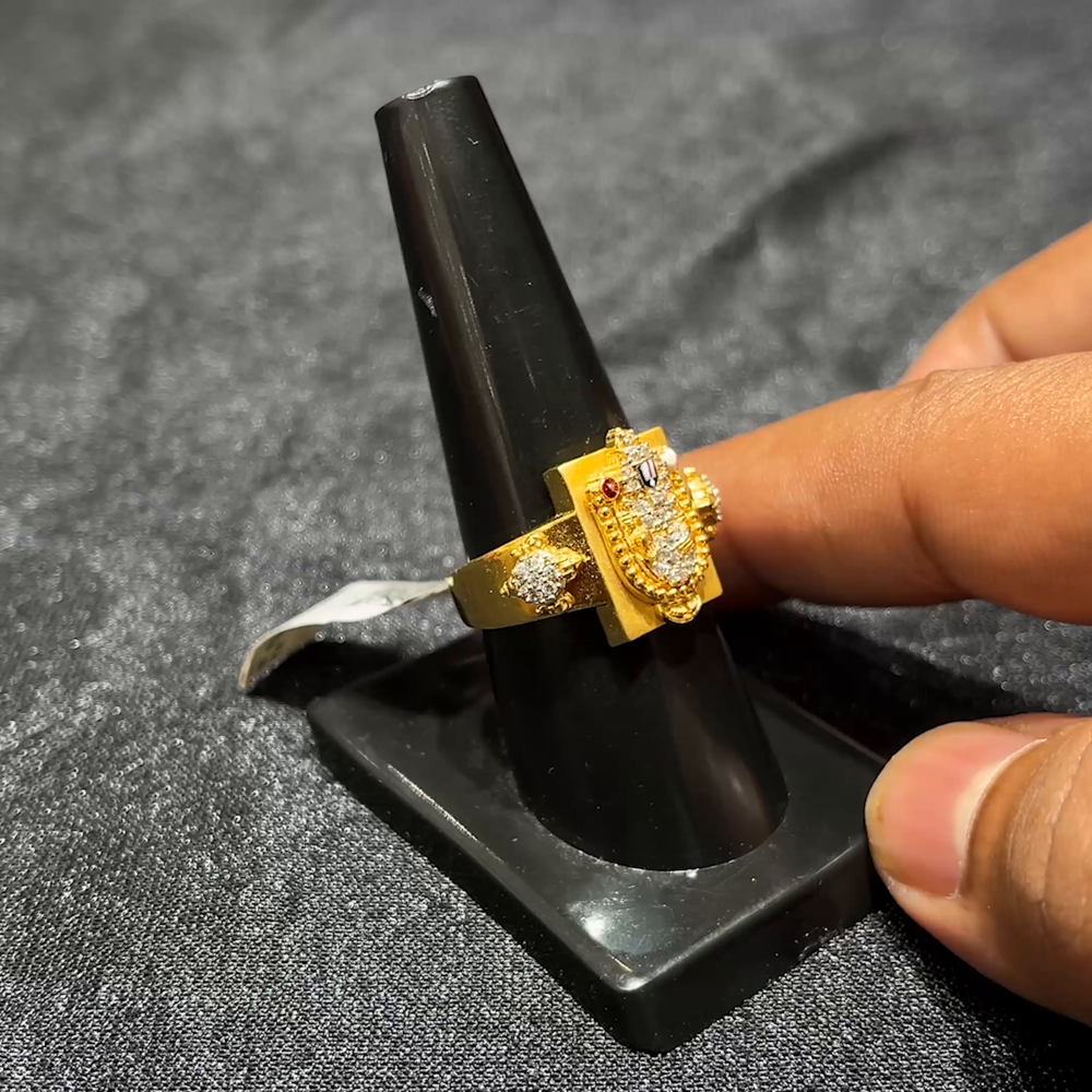 MUKUNDA JEWELLERS 12.988gms Ring 22K Yellow Gold