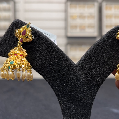 SOUTH INDIA 8.747gms EARRINGS 22K Yellow Gold