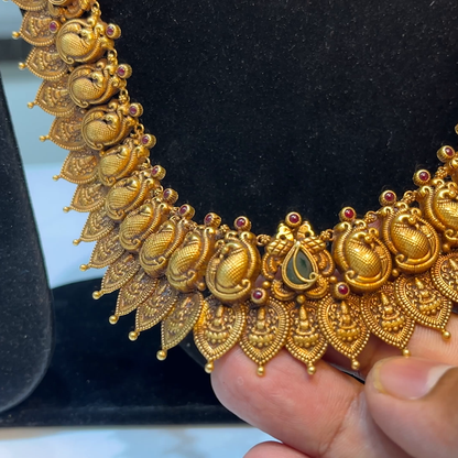 MUKUNDA JEWELLERS 54.835gms HARAMS 22K Yellow Gold