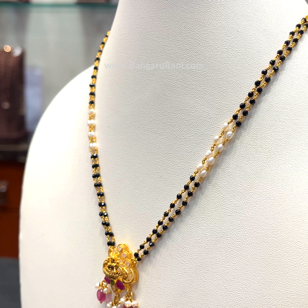 SRI RAM 10.86gms SHORT BLACK BEADS 22K Yellow Gold