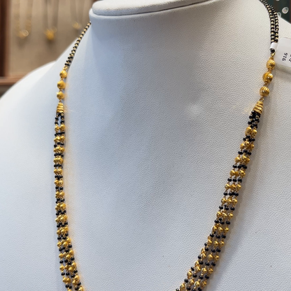 CMR 12.674gms SHORT BLACK BEADS 22K Nakshi