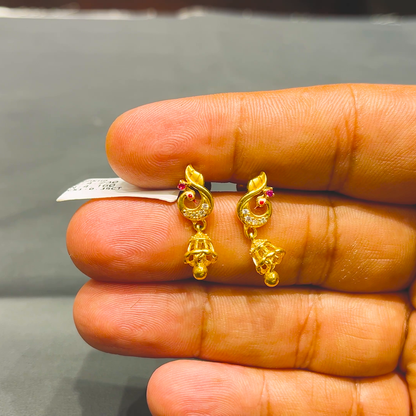 SOUTH INDIA 4.16gms EARRINGS 22K Yellow Gold