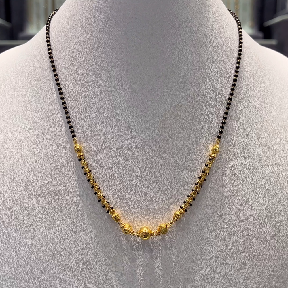 Anu Jewellers 8.57gms SHORT BLACK BEADS 22K Yellow Gold