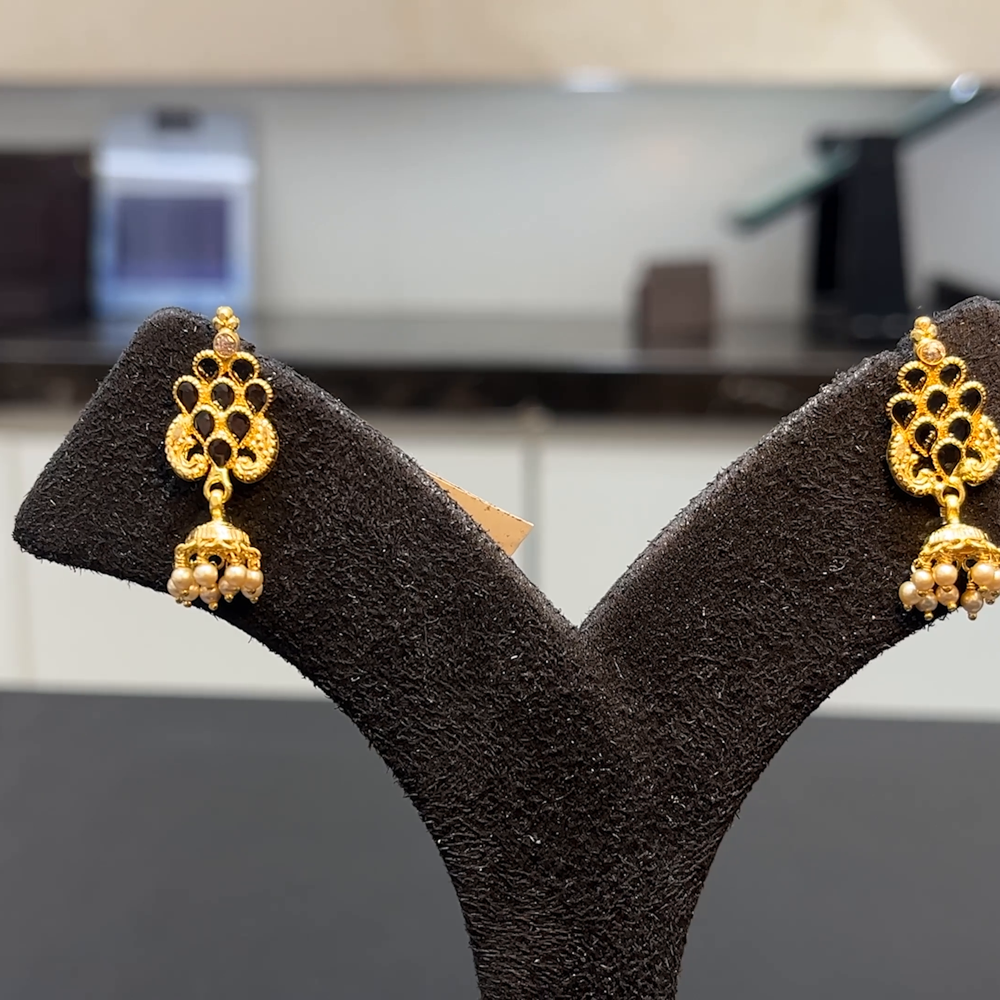 MUKUNDA JEWELLERS 3.73gms EARRINGS 22K Yellow Gold