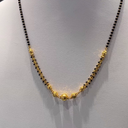 Anu Jewellers 8.57gms SHORT BLACK BEADS 22K Yellow Gold