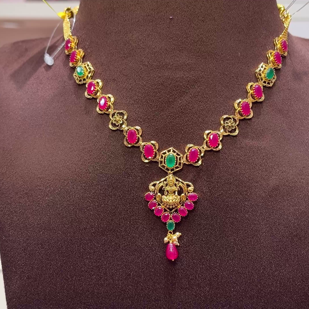 SwarnaKanchi 12.273gms NECKLACE 22K Yellow Gold