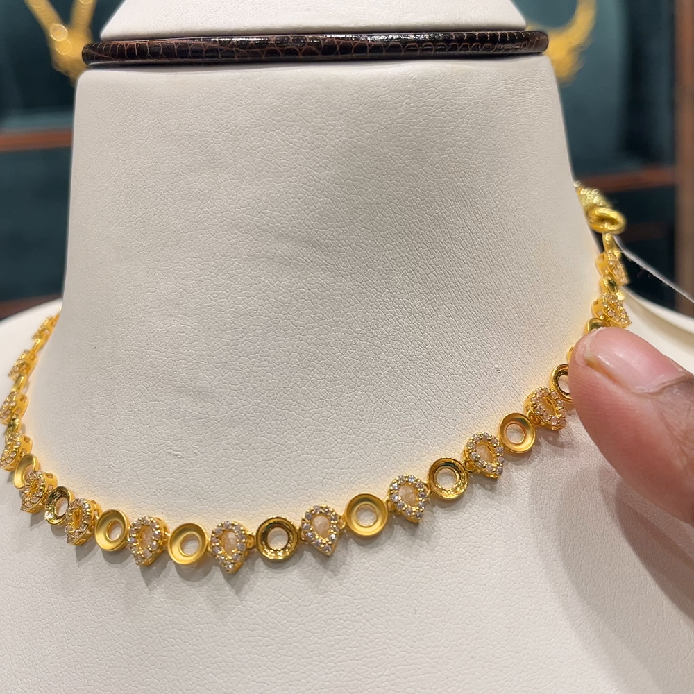 CMR 9.585gms NECKLACE 22K Yellow Gold