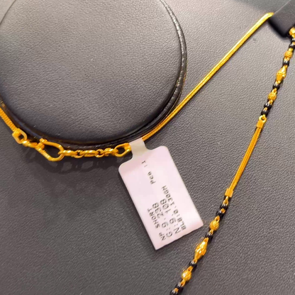 SOUTH INDIA 9.108gms SHORT BLACK BEADS 22K Yellow Gold