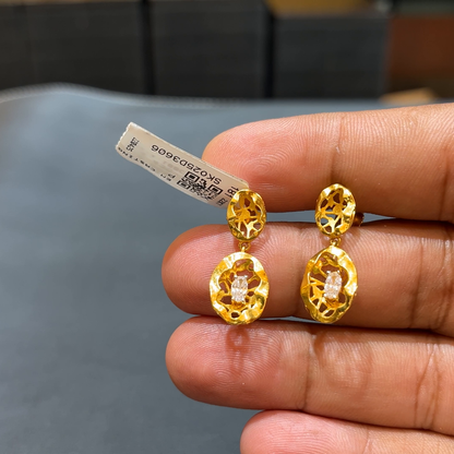 SOUTH INDIA 4.435gms EARRINGS 22K Yellow Gold