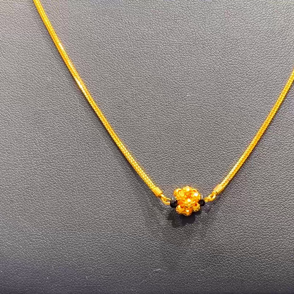 SOUTH INDIA 6.401gms SHORT BLACK BEADS 22K Yellow Gold