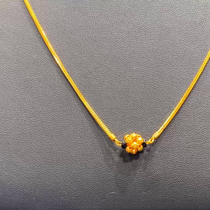 SOUTH INDIA 6.401gms SHORT BLACK BEADS 22K Yellow Gold