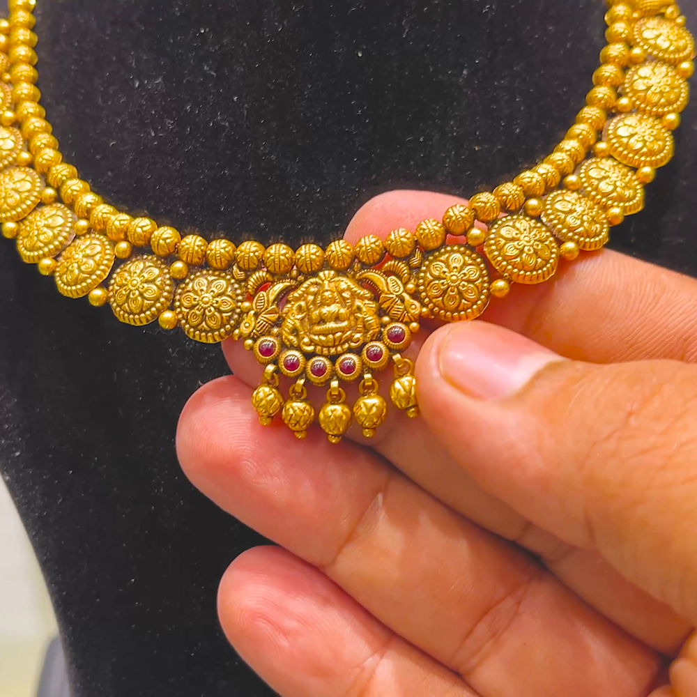 SOUTH INDIA 16.14gms NECKLACE 22K Yellow Gold