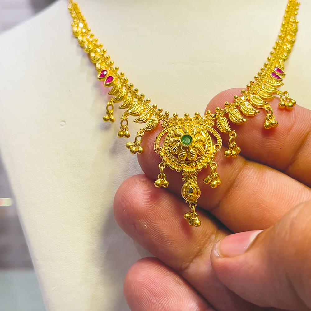 SOUTH INDIA 9.02gms NECKLACE 22K Yellow Gold