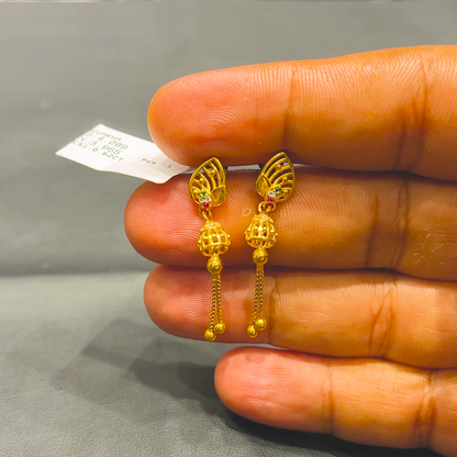 SOUTH INDIA 3.965gms EARRINGS 22K Yellow Gold