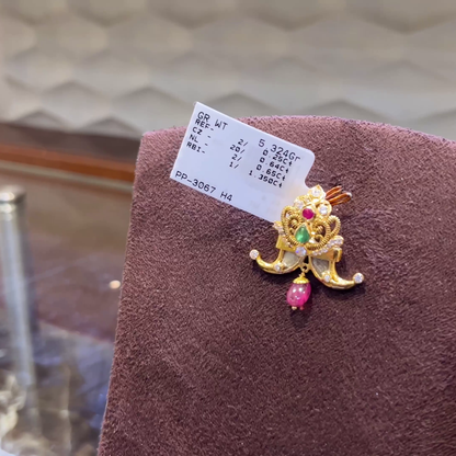 SRI RAM 4.746gms Pendent 22K Nakshi