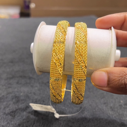 CHANDANA Brothers 28.9gms BANGLES 22K Yellow Gold